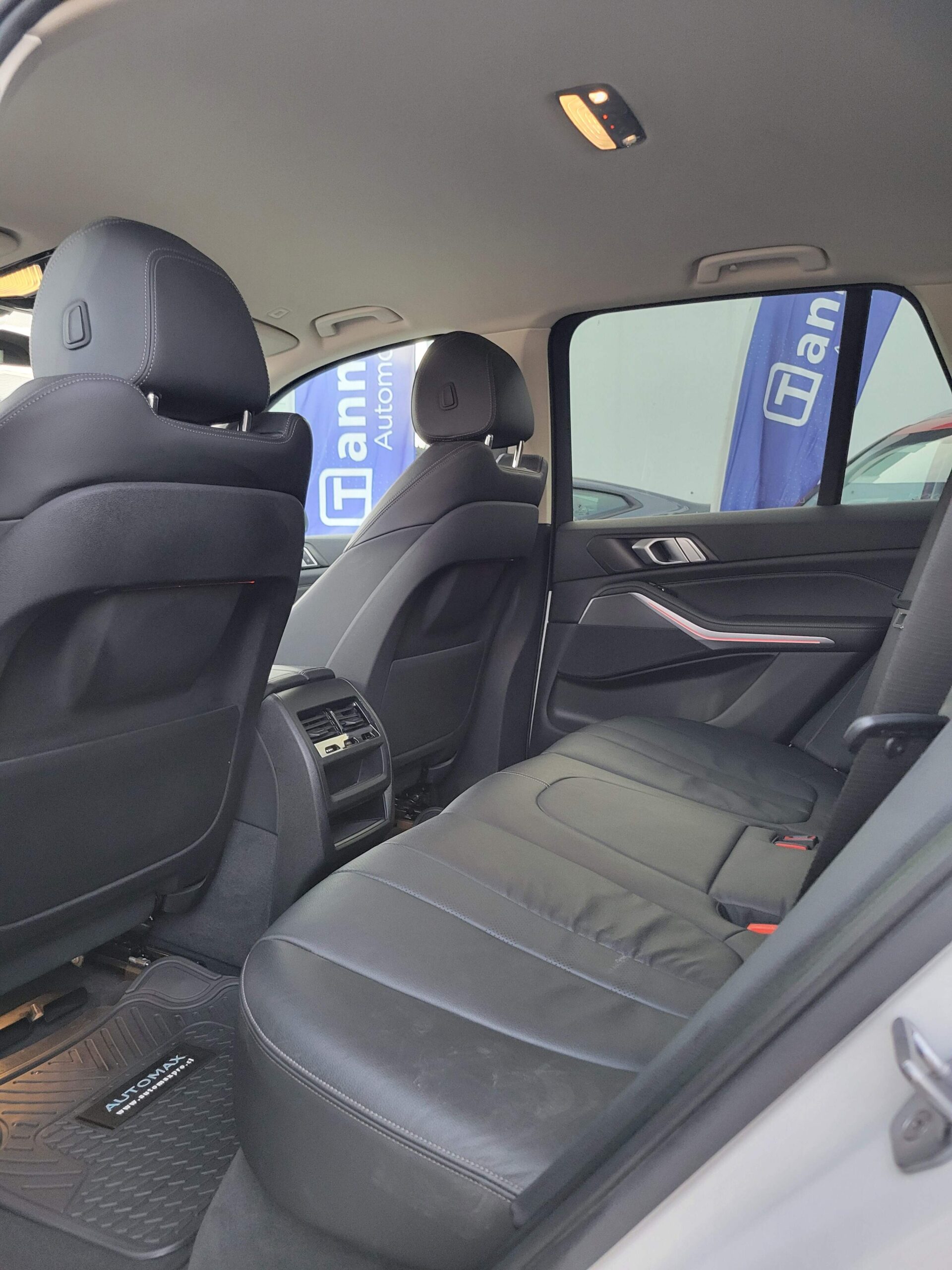 BMW X5 — foto 13 de 18