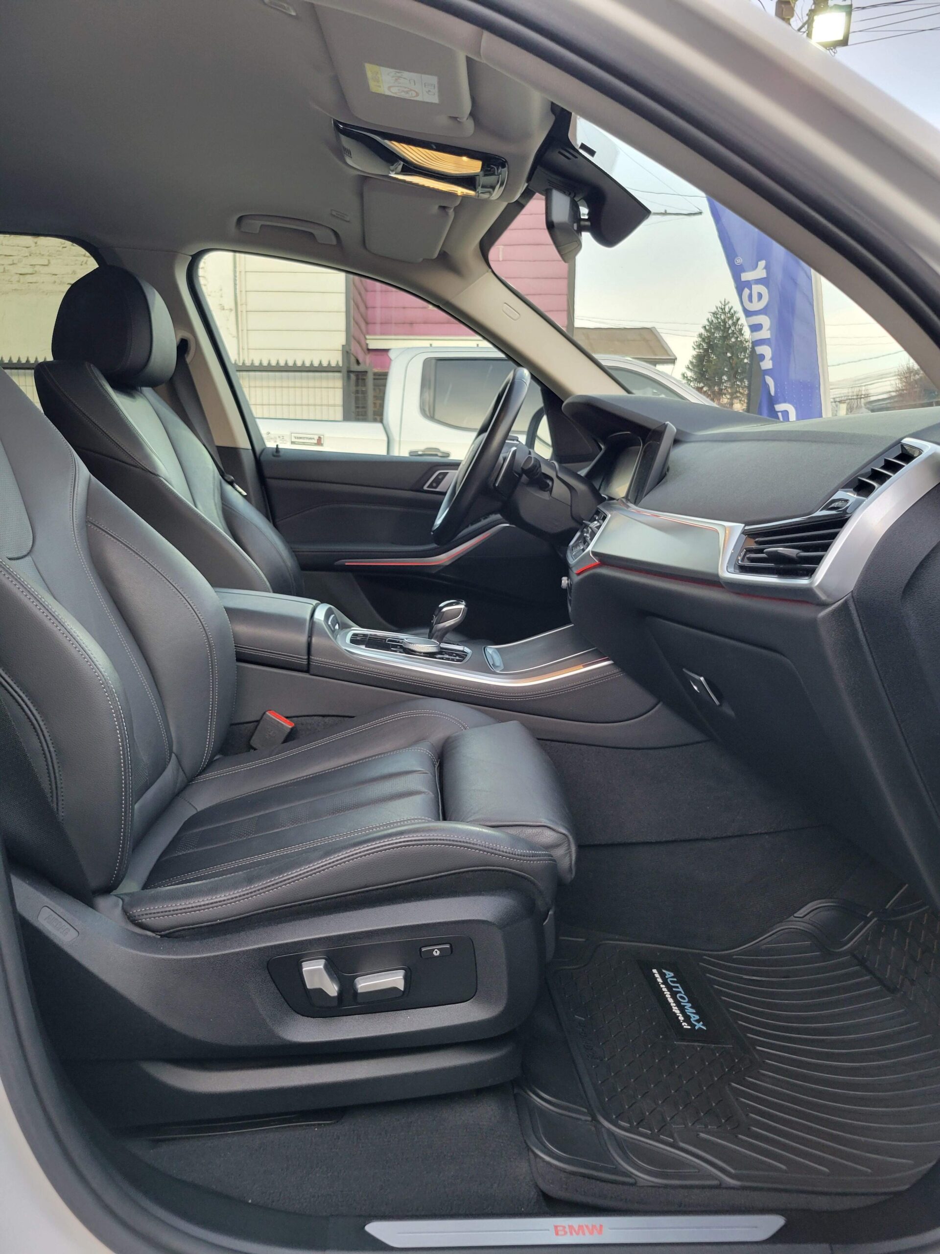 BMW X5 — foto 12 de 18