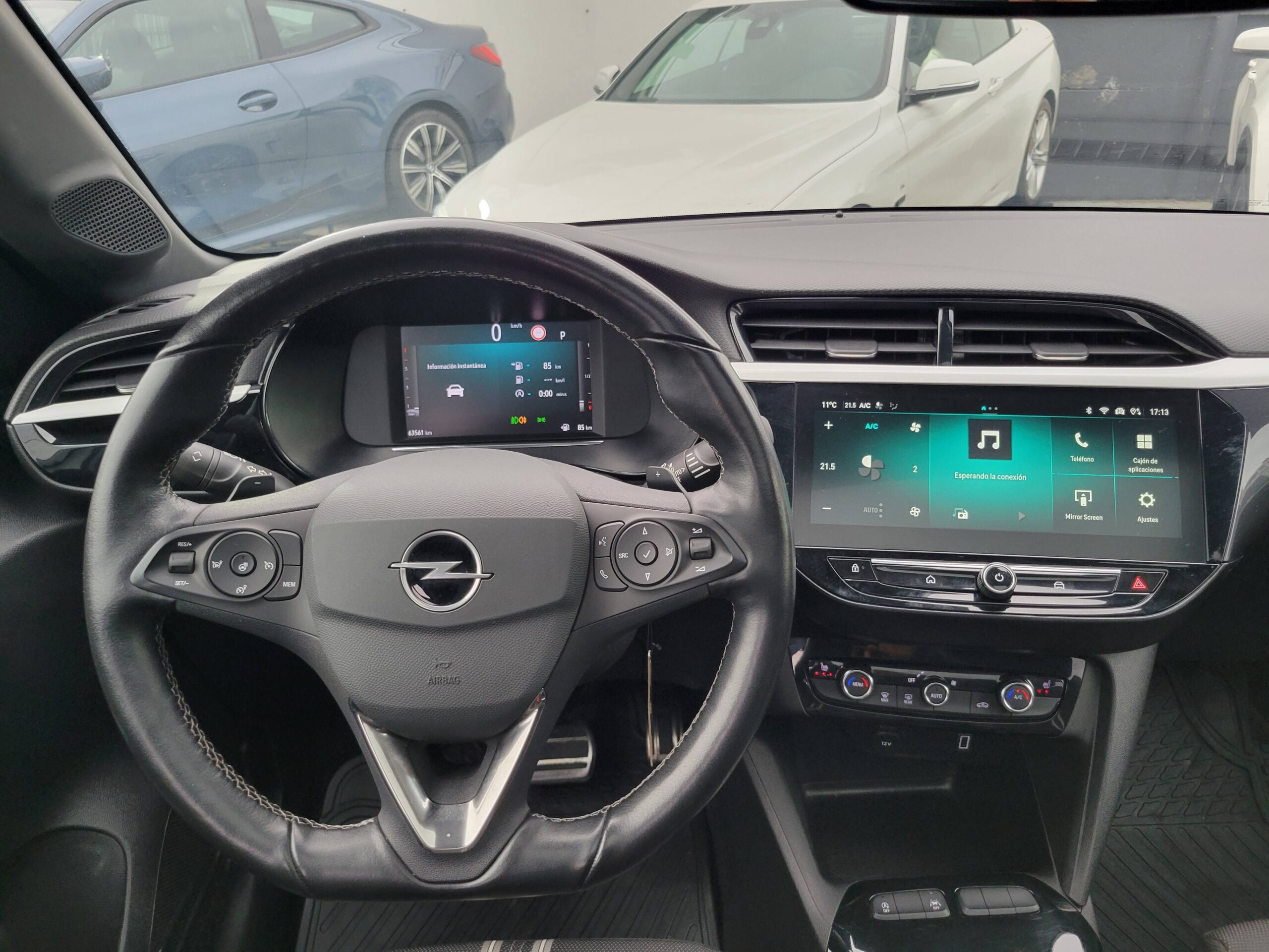 Opel Corsa Gs1.2 Aut — foto 17 de 19