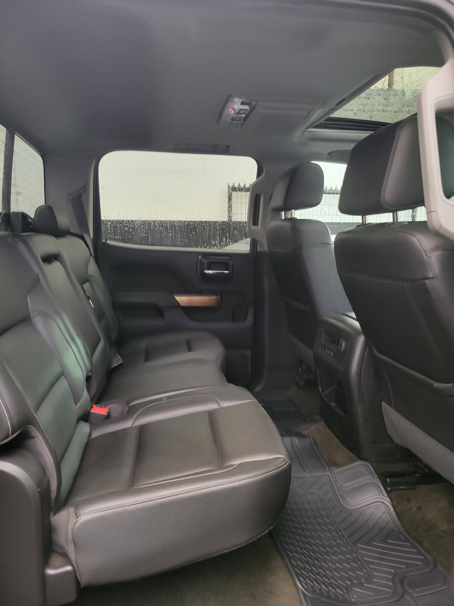 Chevrolet Silverado Ltz Dcab — foto 13 de 18