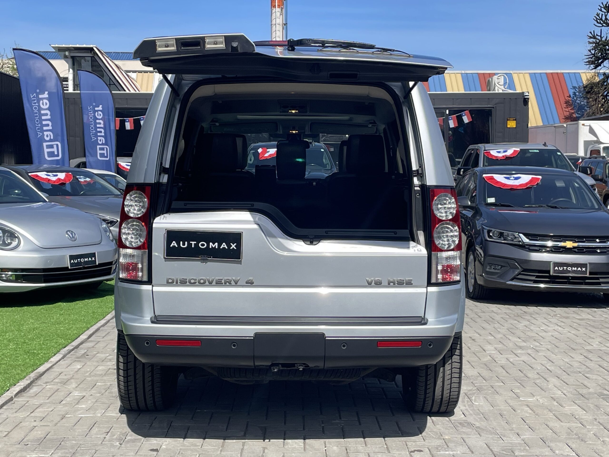Land Rover Discovery 4 — foto 13 de 19