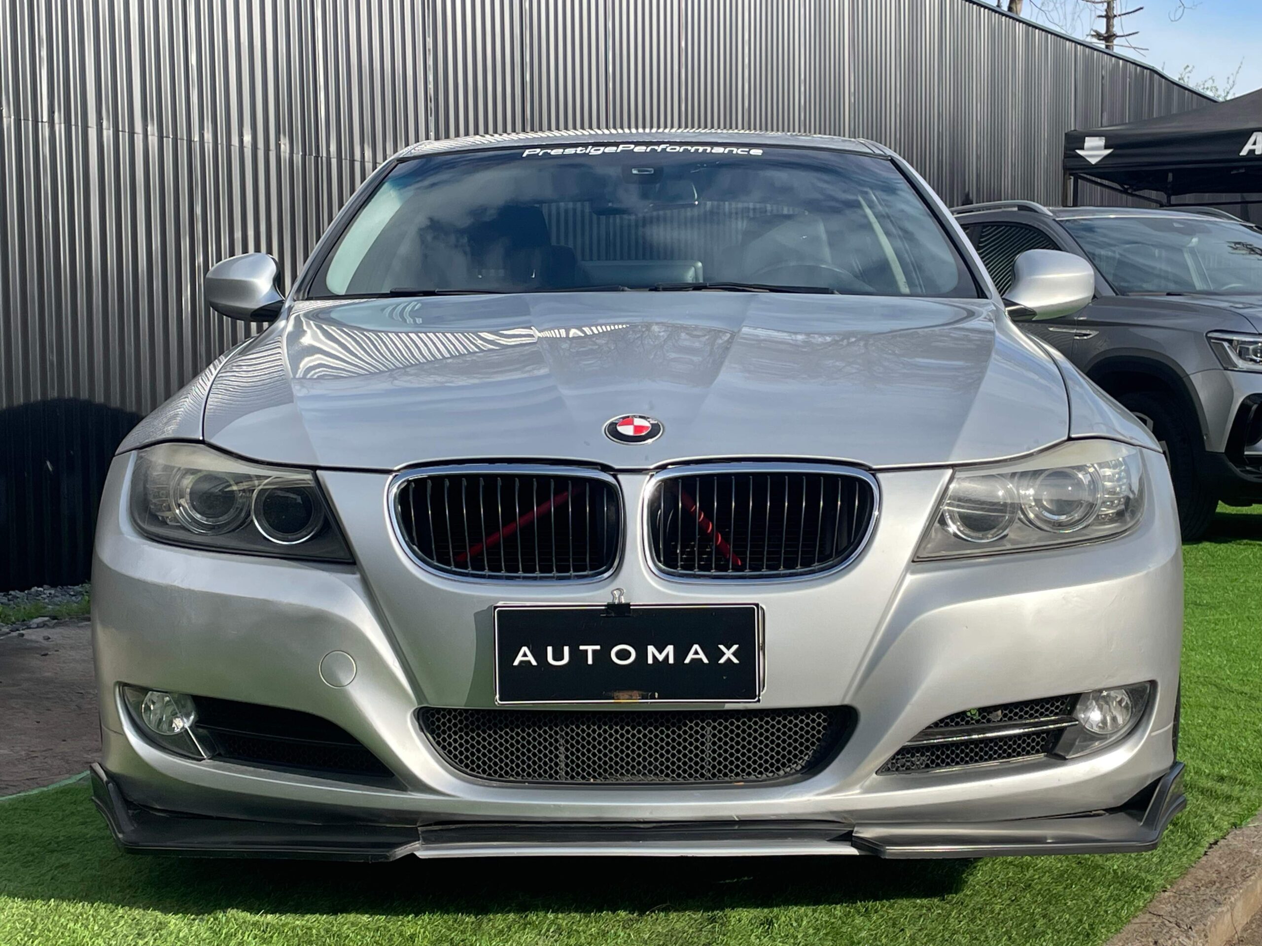 BMW 320I — foto 2 de 14
