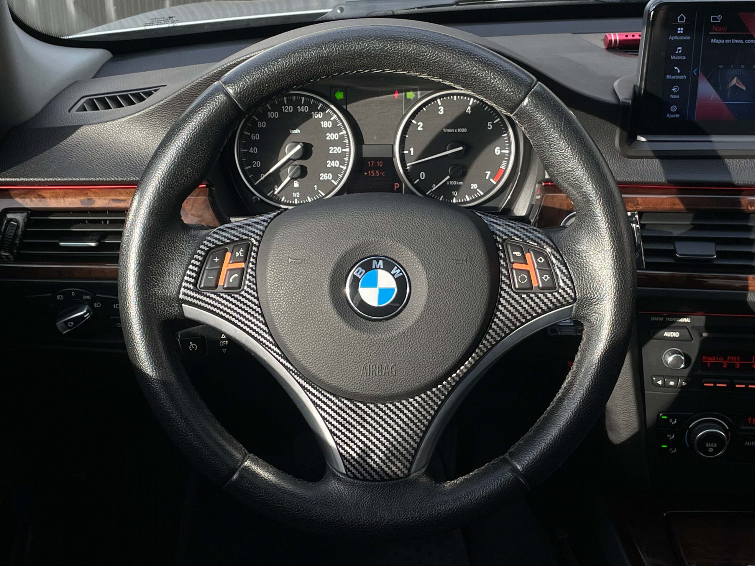 BMW 320I — foto 13 de 14
