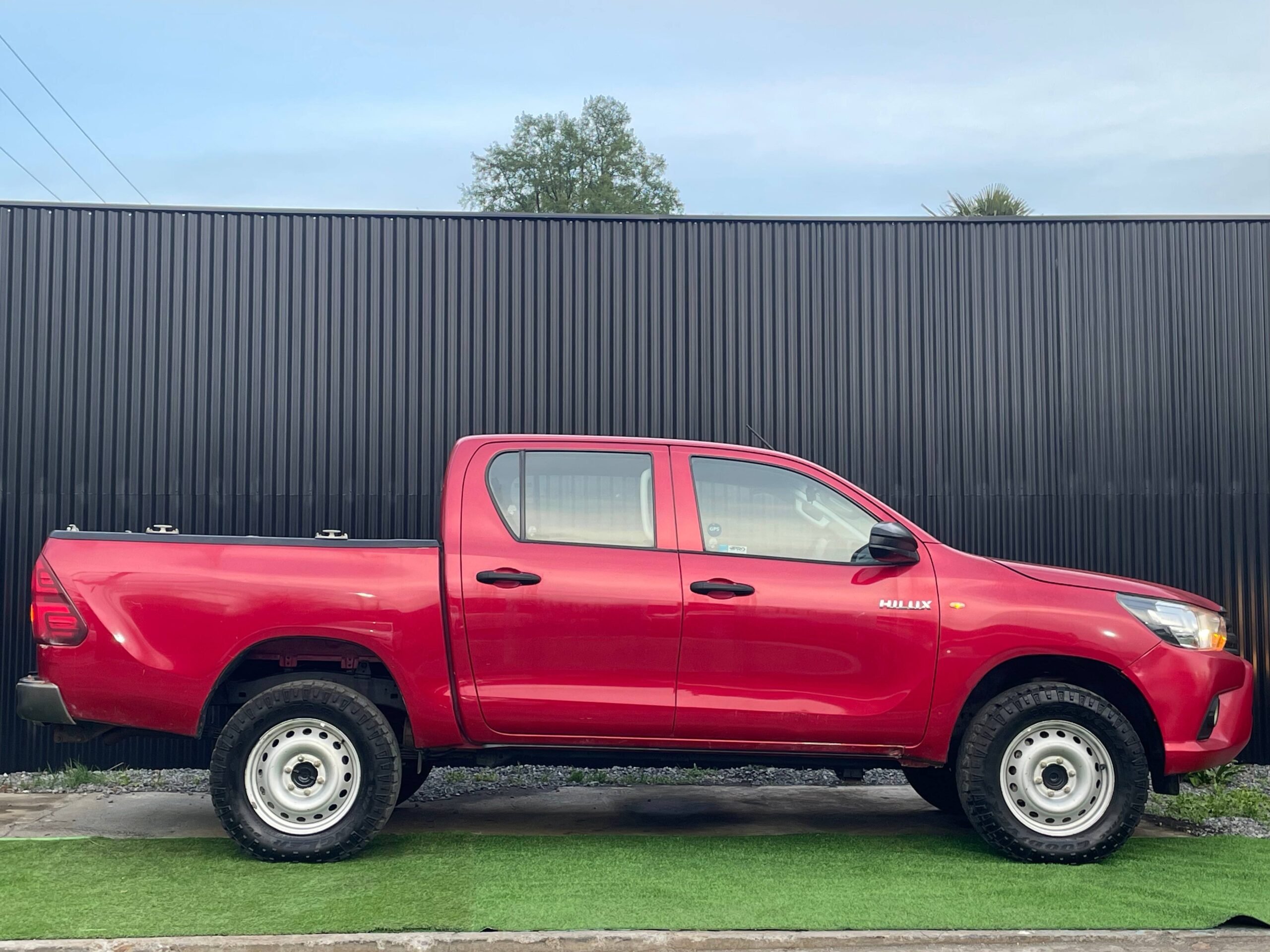 Toyota Hilux Doble Cabina — foto 3 de 16