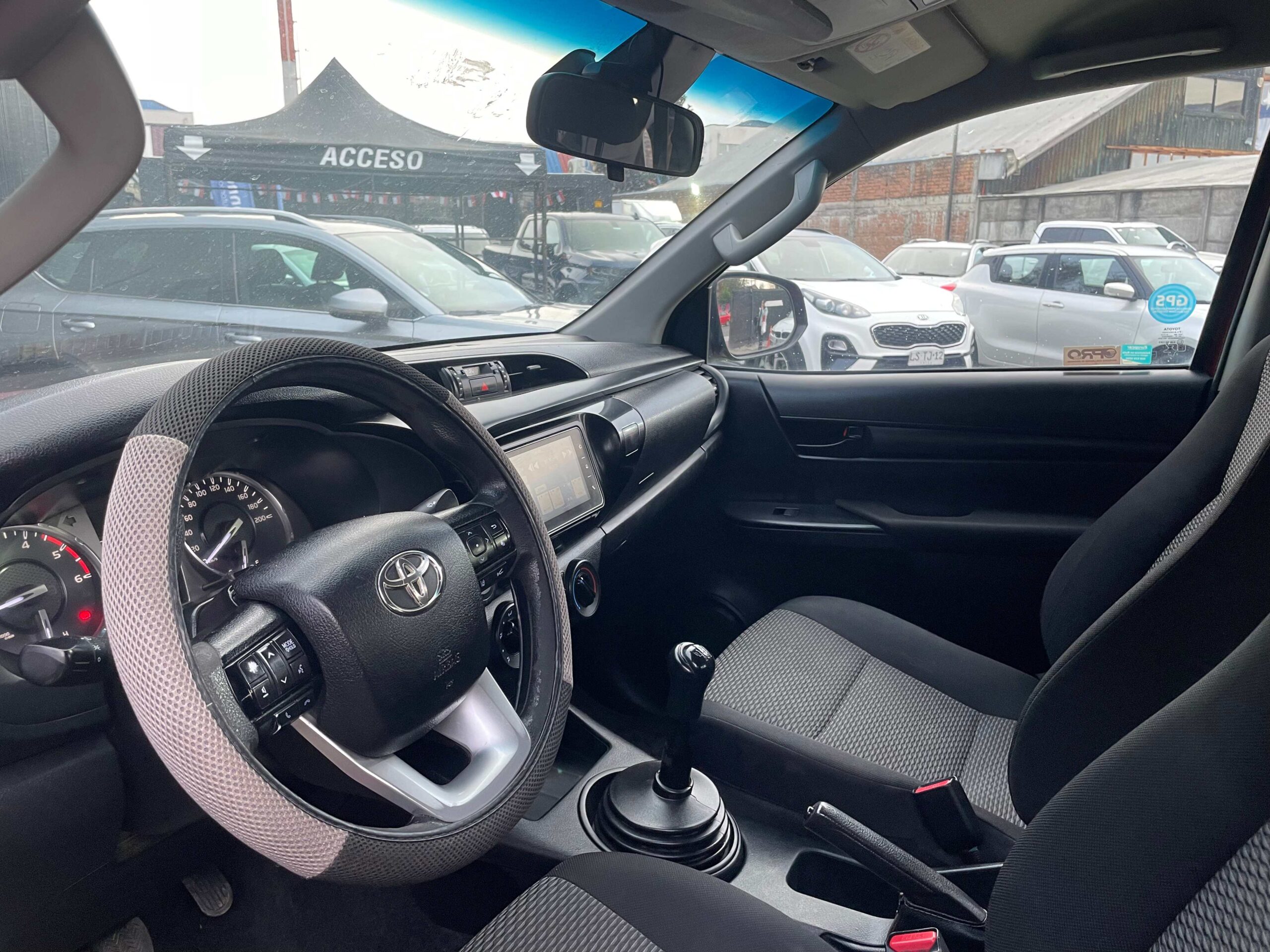Toyota Hilux Doble Cabina — foto 12 de 16