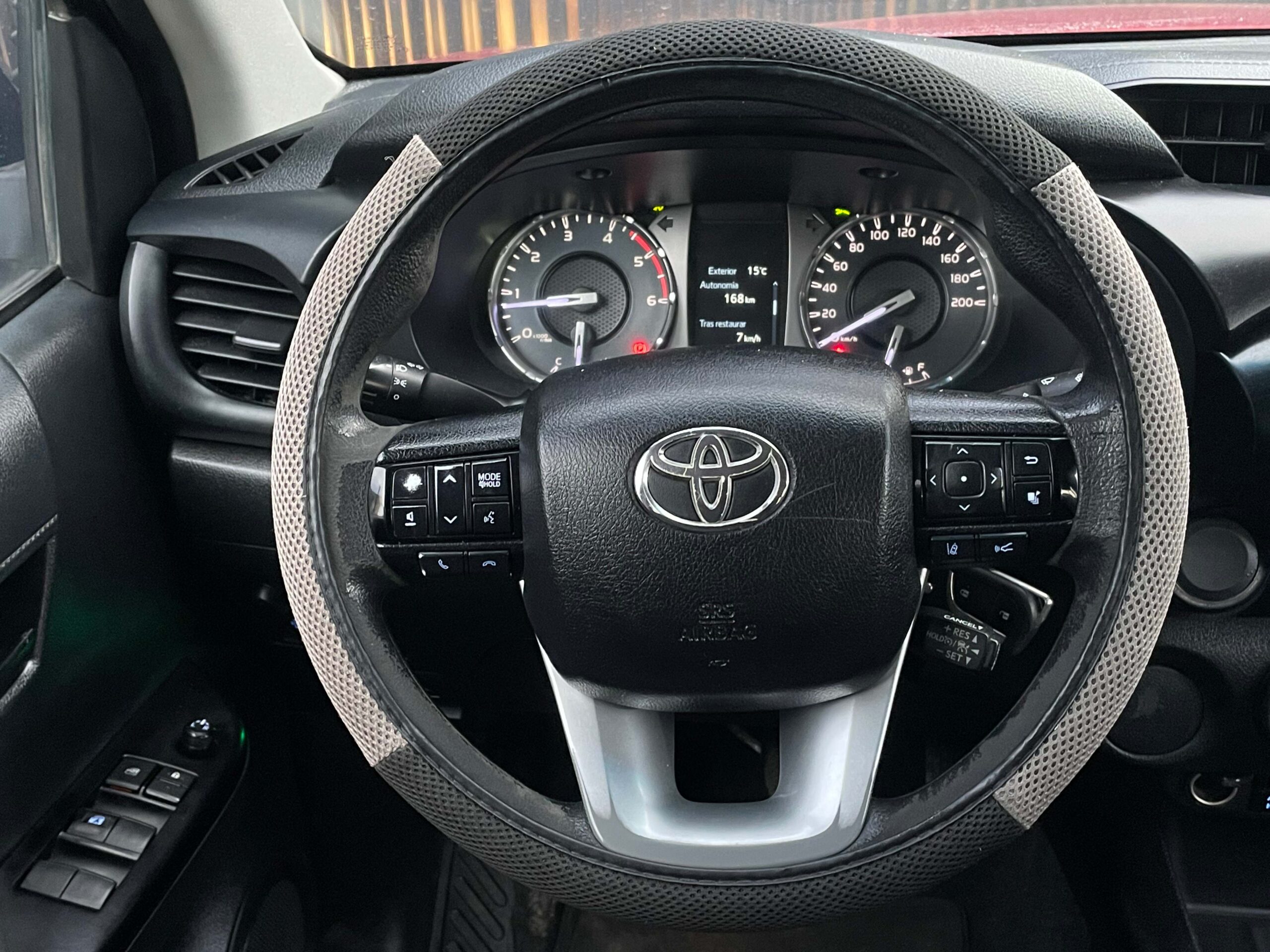 Toyota Hilux Doble Cabina — foto 16 de 16
